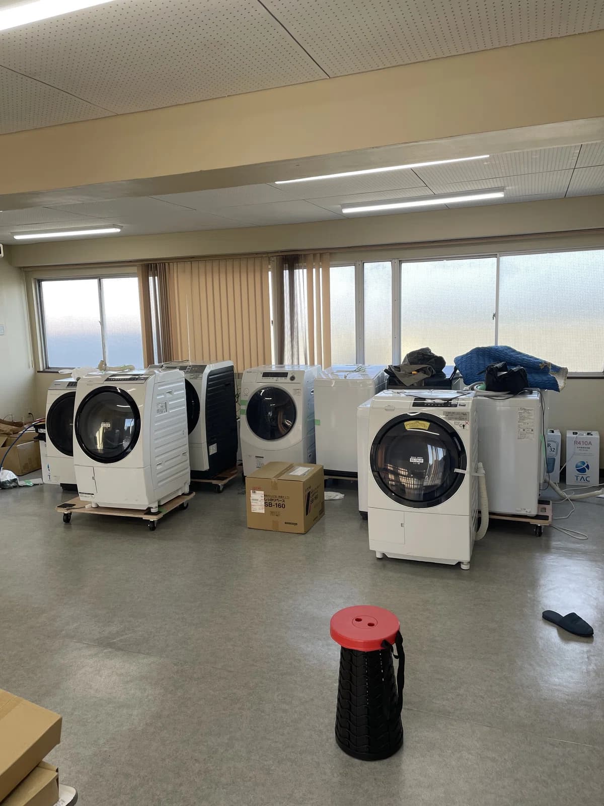 洗濯機修理の研修を行いました。